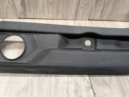 OEM BMW F90 M5 G30 530 540 M550 Front Right Engine Support Sealing Cover Trim