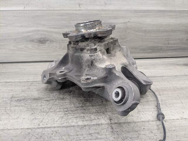 19-25 OEM BMW G20 330 M340 REAR Left Driver Knuckle Wheel Hub Spindle Bearing