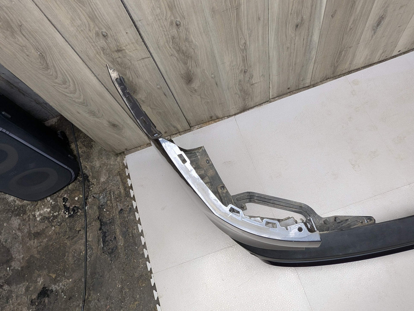 DENT* 19-23 OEM BMW G05 X5 Rear Bumper Cover Panel w/ Diffuser COMPLETE Gray C27 Grey Arktikgrau Brillanteffekt Metallic (C27)