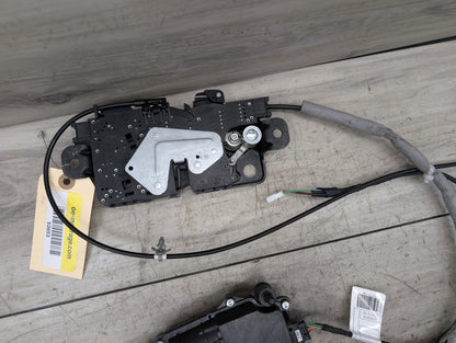 2017-2023 BMW M550i G30 Liftagte Trunk Lid Liftgate Lock Latch Actutaor 7383561 OEM BMW F90 F97 G01 G12 G22 G30 X3 M5 Trunk Lid Actuator Latch Lock System SET
