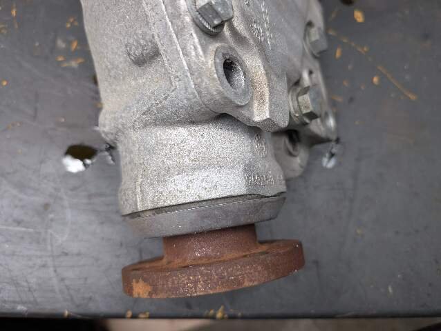 OEM BMW G11 G12 G20 G30 xDrive AWD Front Differential Axle Gearbox Carrier 2.81