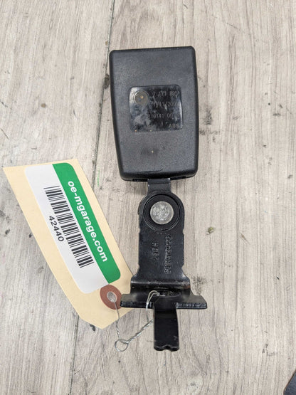 OEM BMW E70 E71 X5 X6 X5M X6M REAR Left or Right Seatbelt Seat Belt Strap Buckle