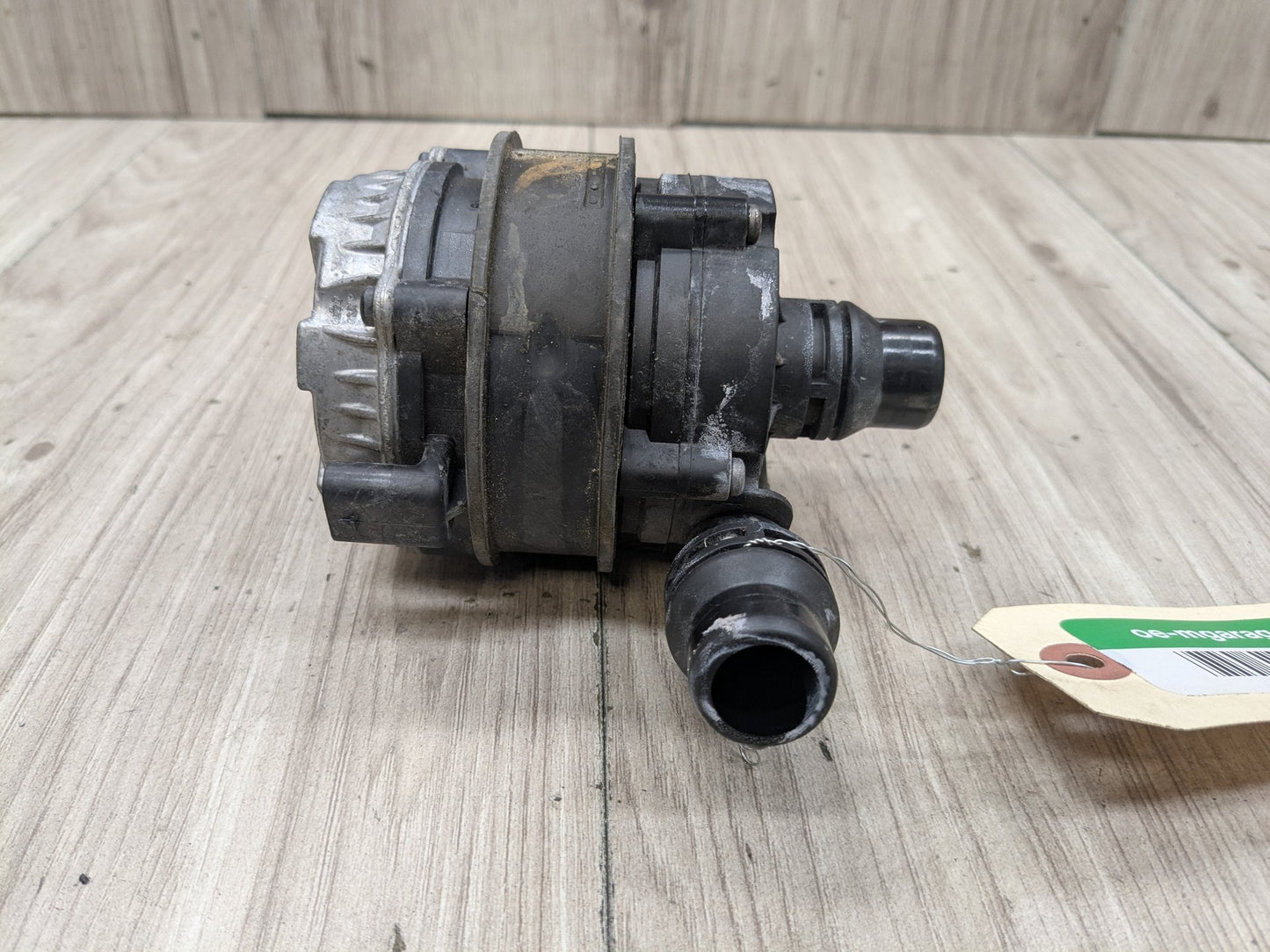 2015-2021 Mercedes-Benz C43 W205 Auxilary Water Coolant Pump A0392024050 OEM