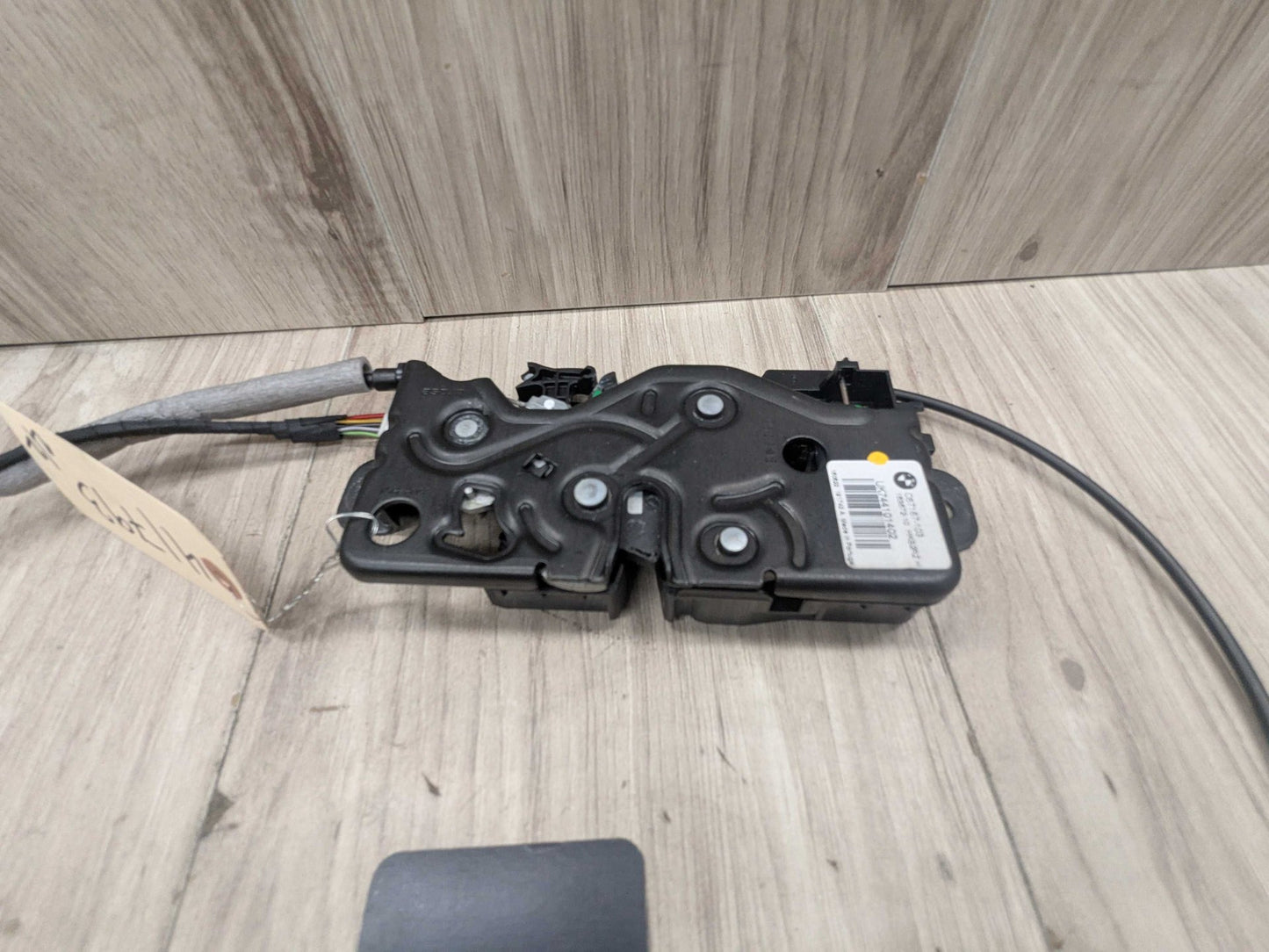 2017 BMW 740i G12 Liftgate Trunk Lid Liftgate Lock Latch Actuators SET 7357097 16-22 OEM BMW G11 G12 740 750 M760 Trunk Lid Power Lock Drive Actuator