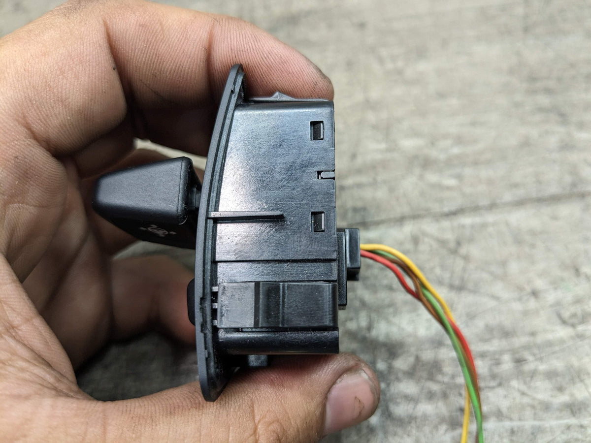 16-19 OEM BMW G11 G12 740 750 Steering Wheel Heat Heating Control Switch Module