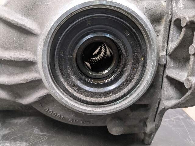 16-22 OEM BMW G11 G12 750 M760 G30* M550 N63 Rear Differential Axle Carrier 2.81