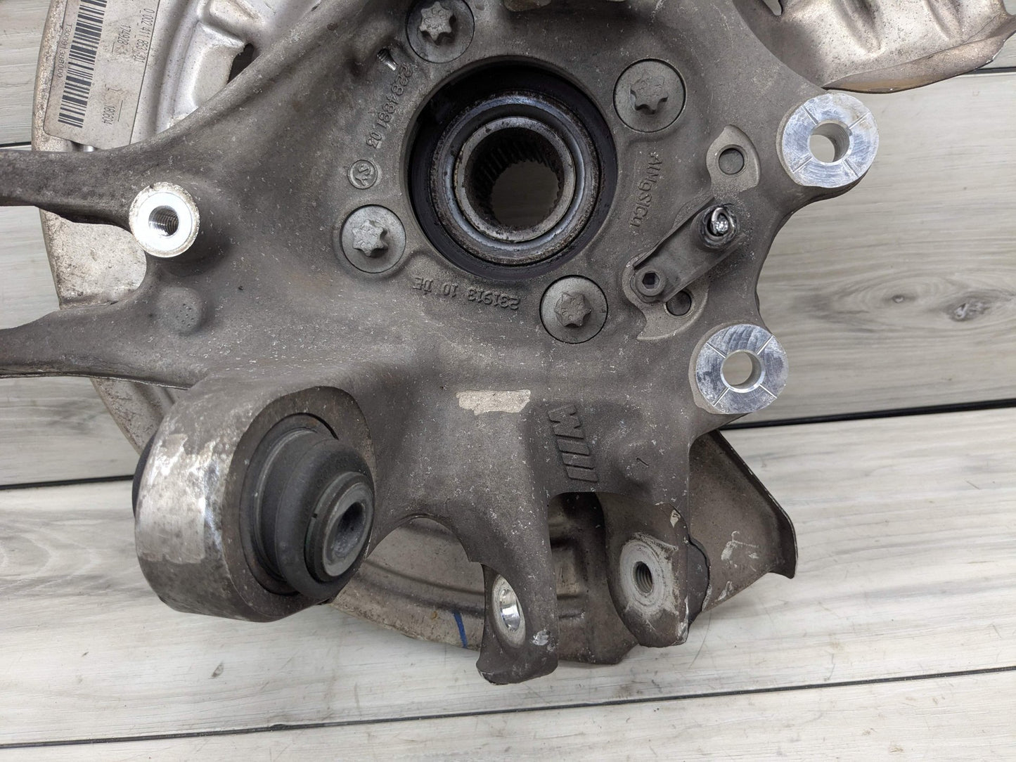 2018 BMW M2 F87 Rear Left Driver Spindle Knuckle w/ Bearing 2284795