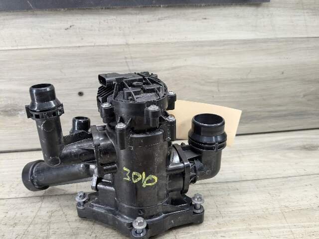 OEM BMW G01 G05 G07 G20 G22 G23 G26 G30 G42 Engine B58 Heat Management Module