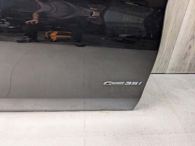 15-19 OEM BMW F16 X6 F86 X6M Front Right Passenger Door Shell Panel Black 668