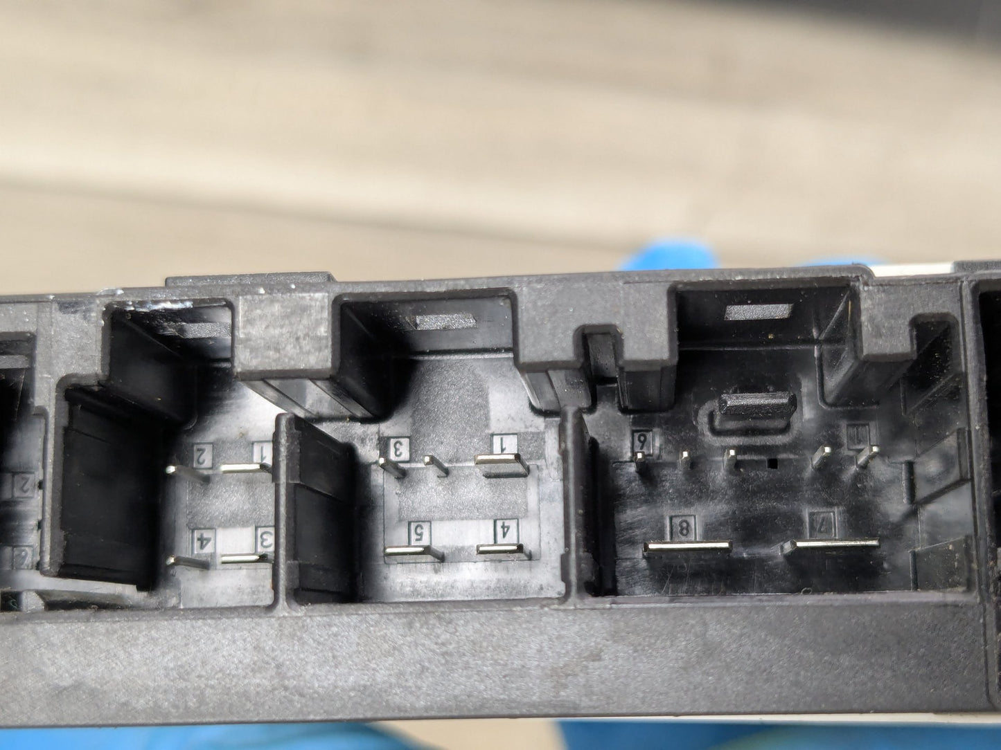 2011-2016 BMW 528i F10- Front Seat Control Module PN: 9280915