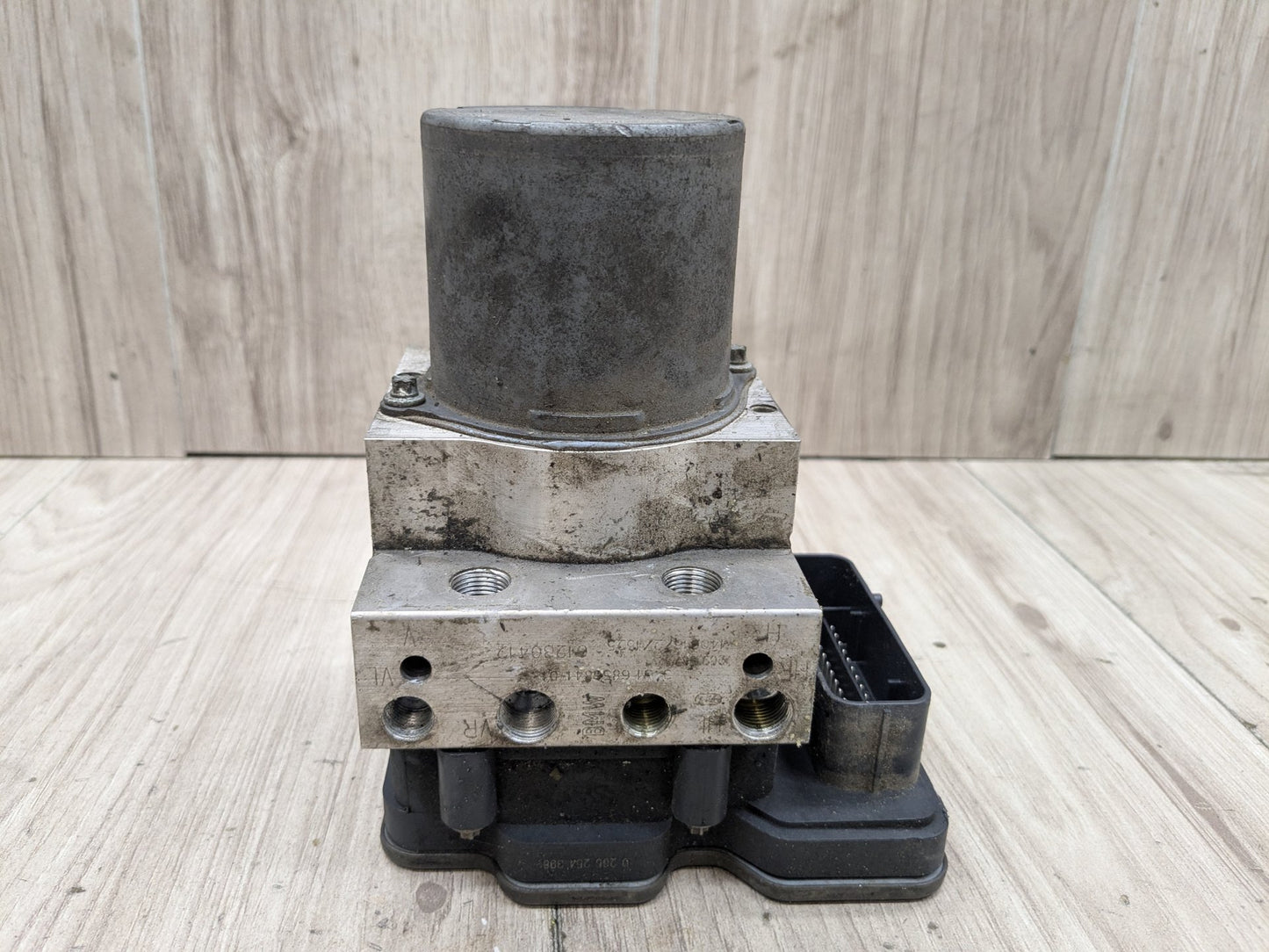 14-18 OEM BMW F15 X5 F85 ABS Brake Pump Anti Lock DSC Dynamic Stability Control