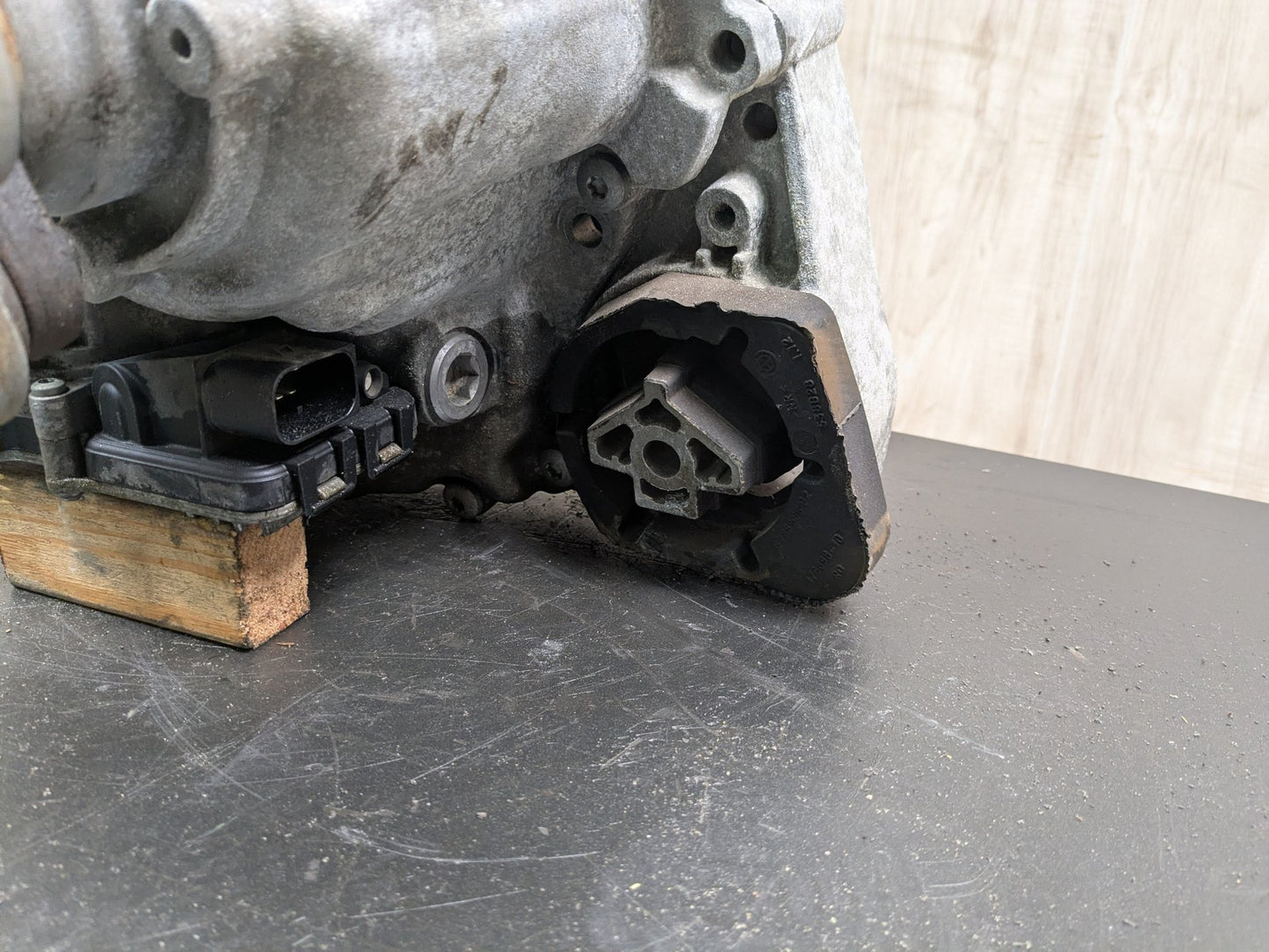 2014 BMW 320i Transmission Transfer Case 163370k 7505374