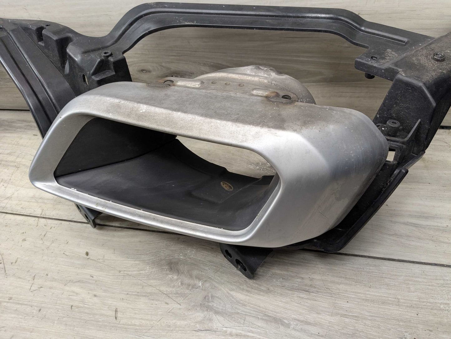 2021 BMW X5 G05 Rear Left Right Exhaust Muffler Tips SET 7493625