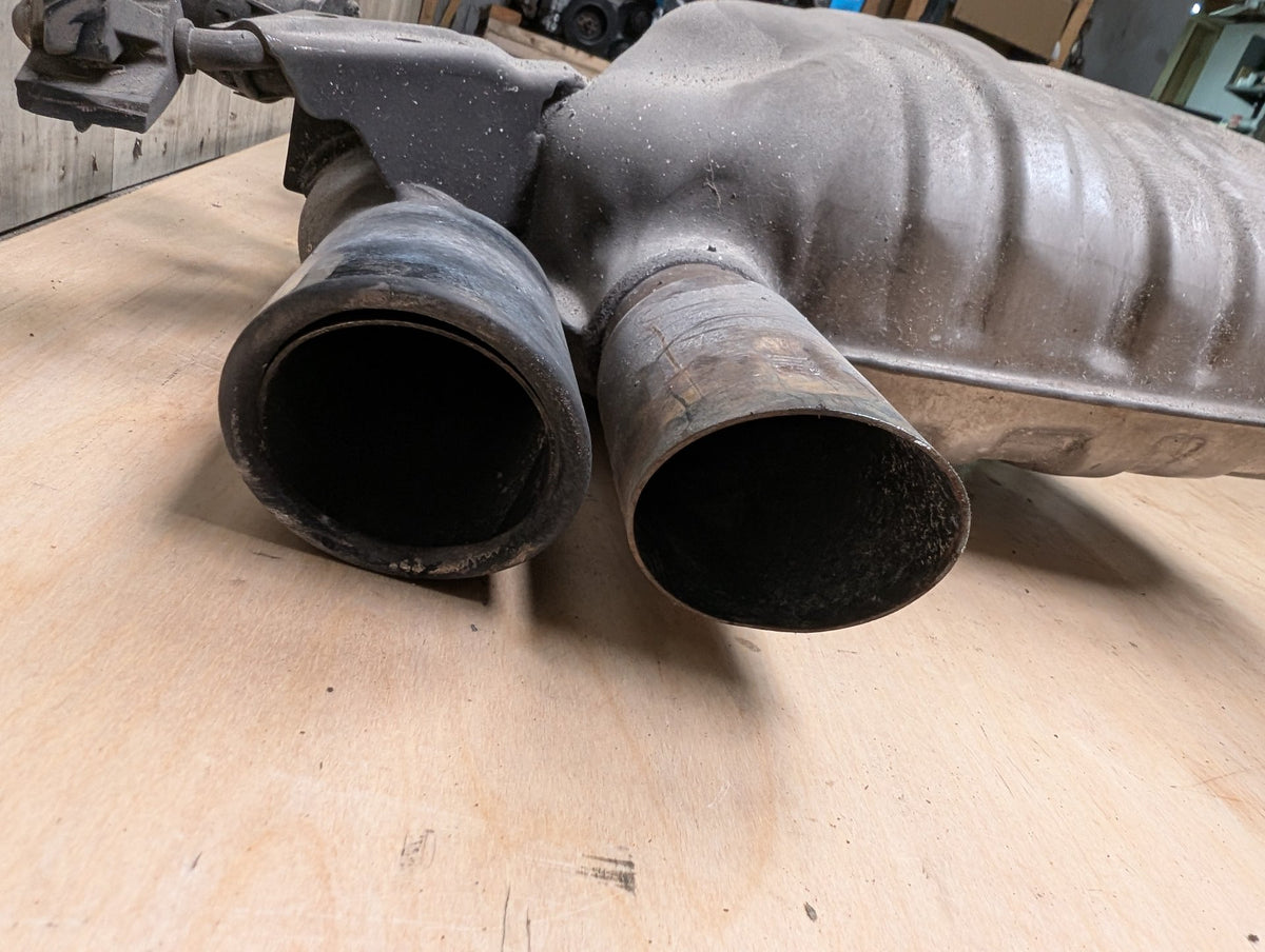 11-13 OEM BMW E82 E88 135 Rear Exhaust Muffler System N55 w/ Tips
