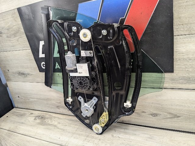21-25 OEM BMW G23 G83 M4 Rear Right Passenger Window Motor Lift Regulator Glass