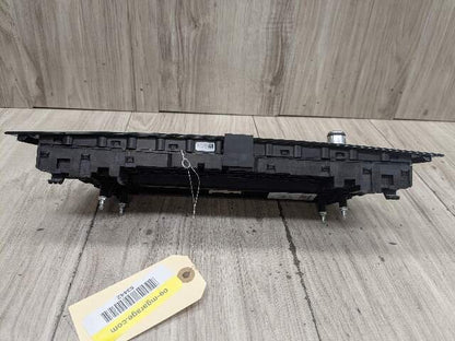 17-20 OEM BMW F90 G30 530 540 M550 AC Climate Control Panel Radio Media Buttons