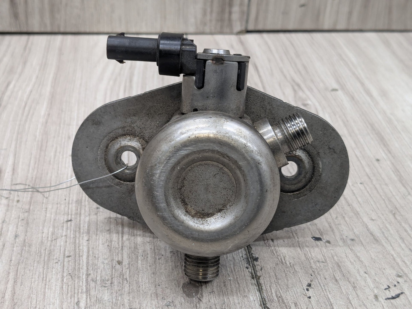 16-20 OEM BMW G11 G12 750 G30 M550 Engine N63R HPFP High Pressure Fuel Pump 1-4