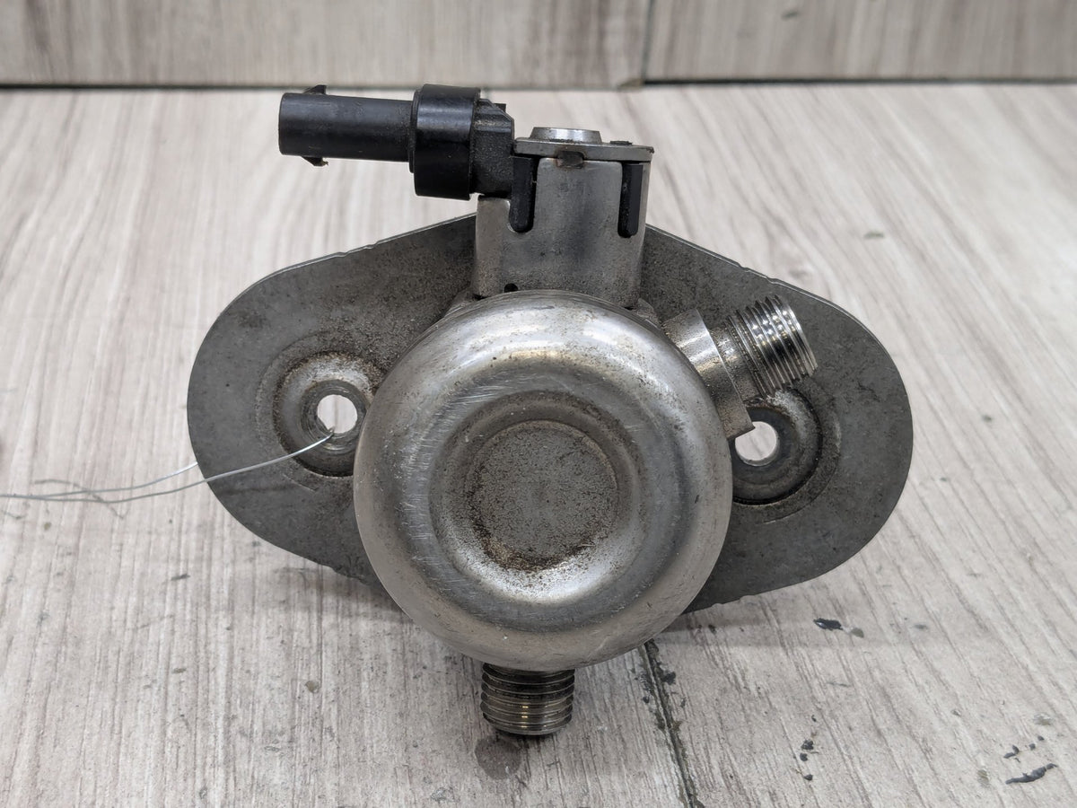 16-20 OEM BMW G11 G12 750 G30 M550 Engine N63R HPFP High Pressure Fuel Pump 1-4