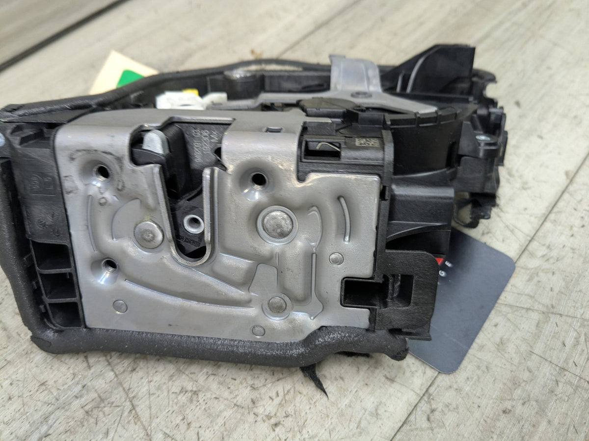 2019 BMW X3 G01 Front Left Driver Door Latch Lock Actuator 9492091 OEM BMW F97 F98 G01 G02 X3 X4 X3M X4M FRONT Left Driver Door Lock Latch Actuator OEM