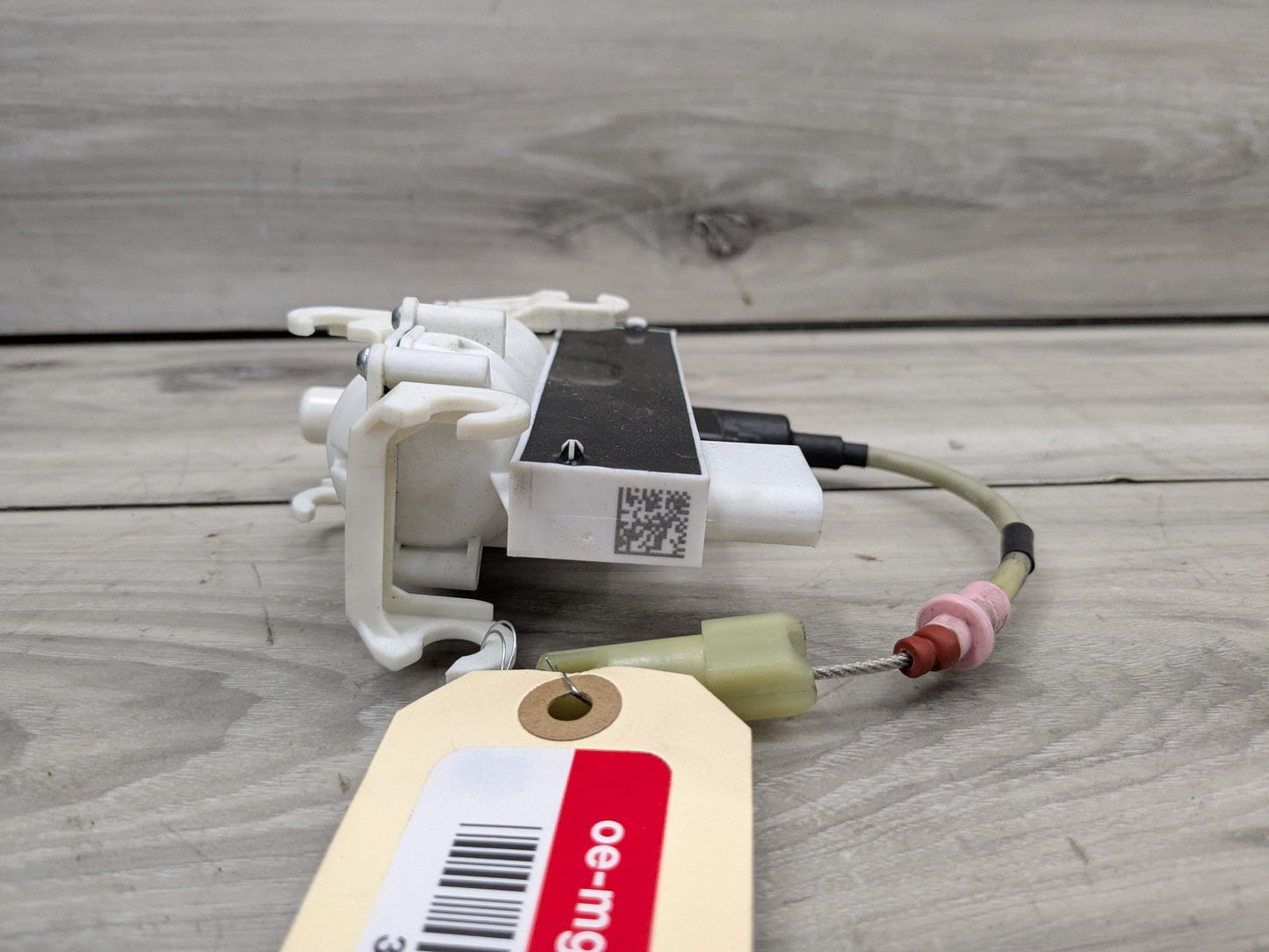 2018 BMW 750i G12 Front Right Passenger Door Latch Lock Actuator w/ Soft Close 7368450 16-22 OEM BMW G11 G12 740 750 Front Right Passenger Door Lock Latch SOFT CLOSE