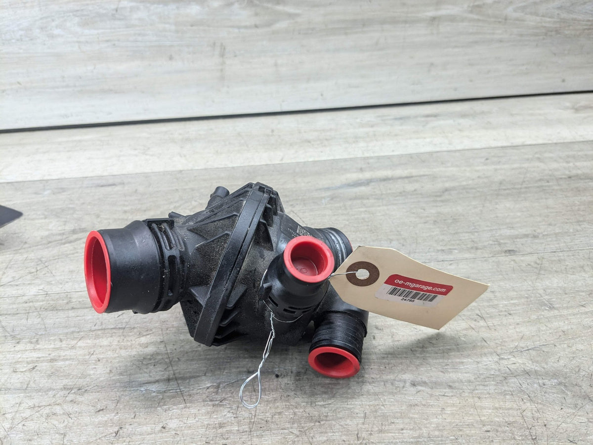 OEM BMW F25 X3 F26 X4 Engine N55 Water Pump Coolant Thermostat Hose