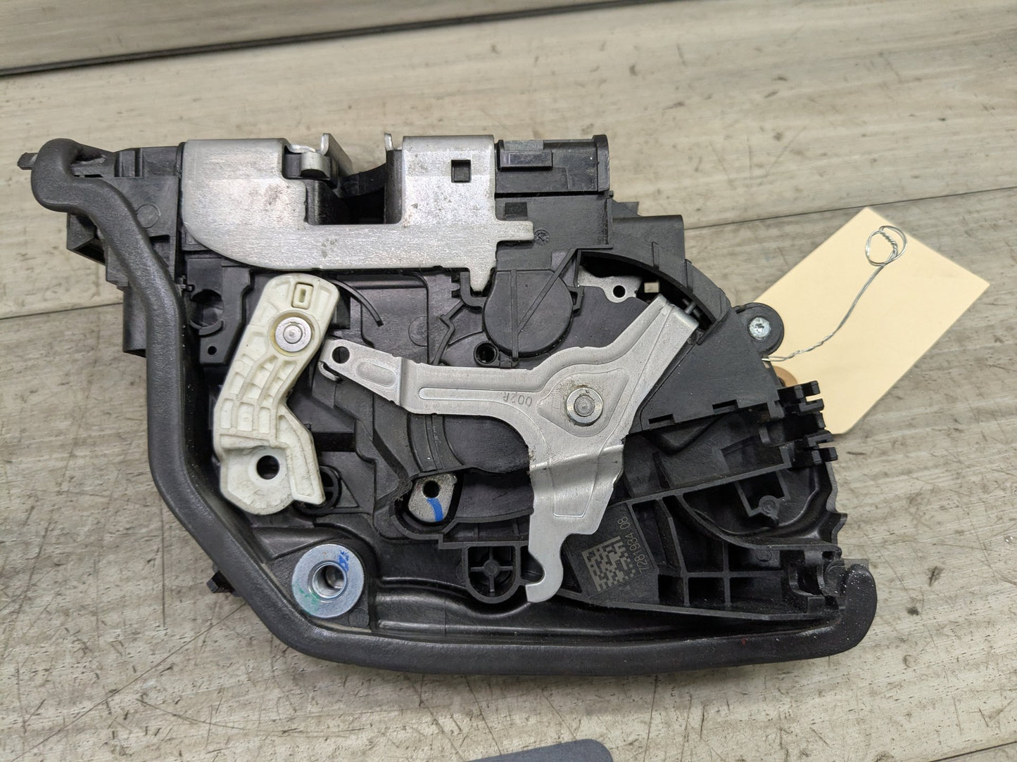 OEM BMW F15 F48 F85 G12 FRONT Right Passenger Door Handle Lock Latch Actuator