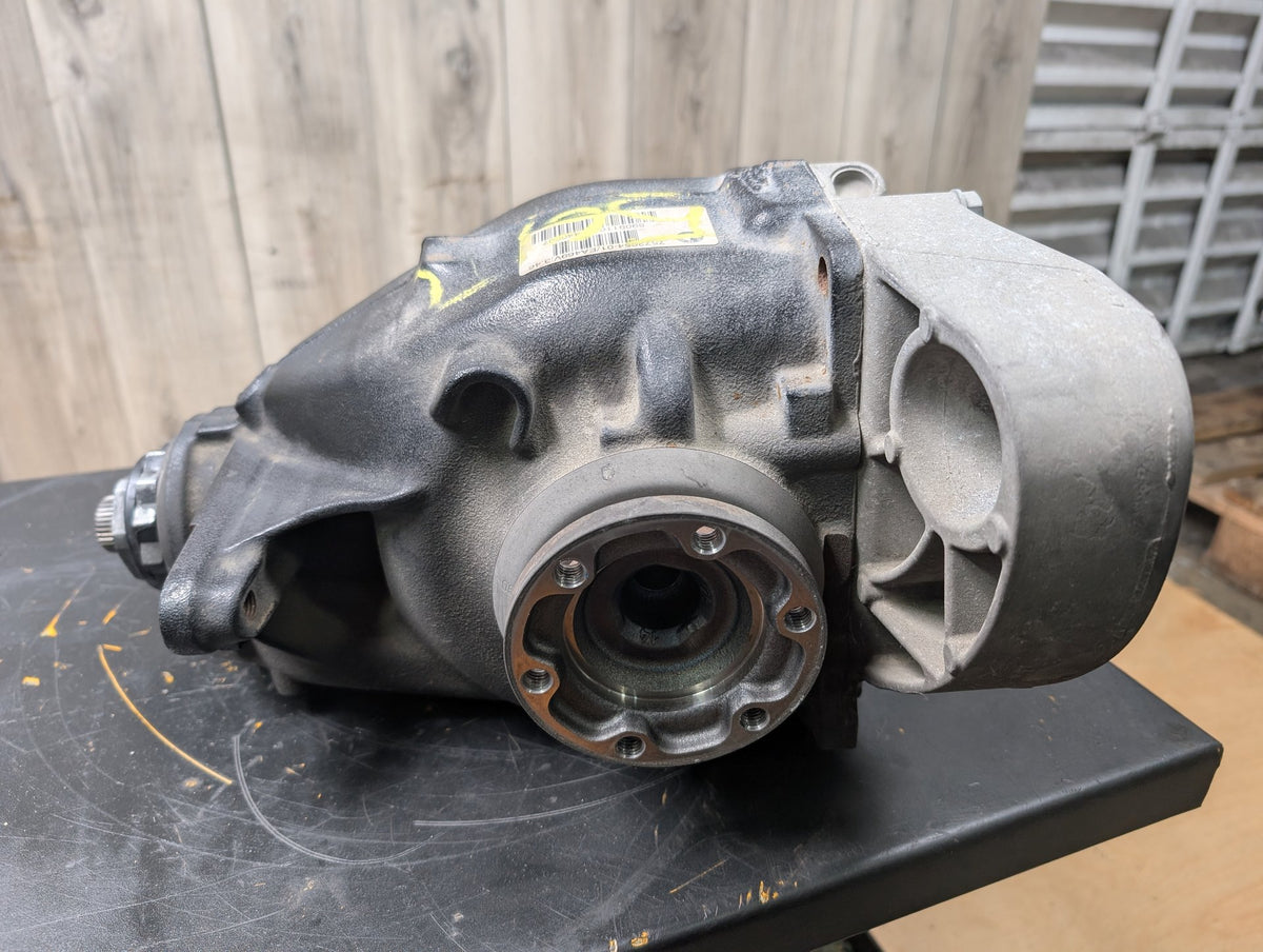 2010 BMW 335i N54B30O0 Rear Axle Carrier Differential 114124k 7572054