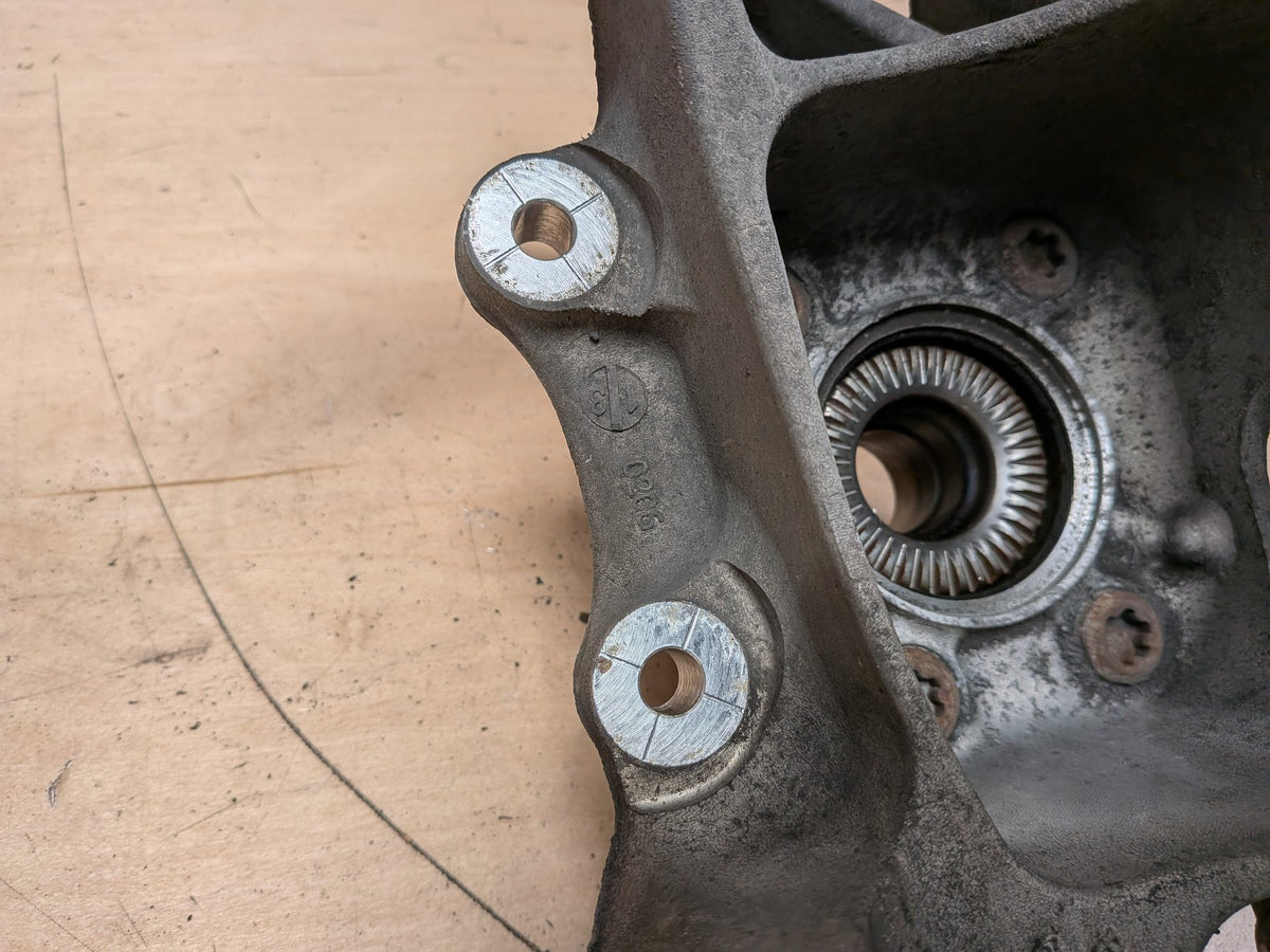 2016-2022 BMW 750i G12 Rear Left Driver Spindle Knuckle w/ Bearing 6861135 OEM