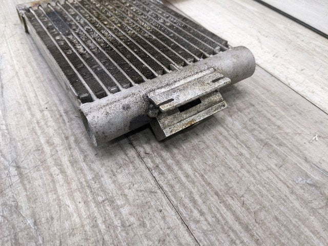 12-15 OEM BMW F22 F30 F32 F34 F36 Engine Oil Cooler Radiator Passenger Right