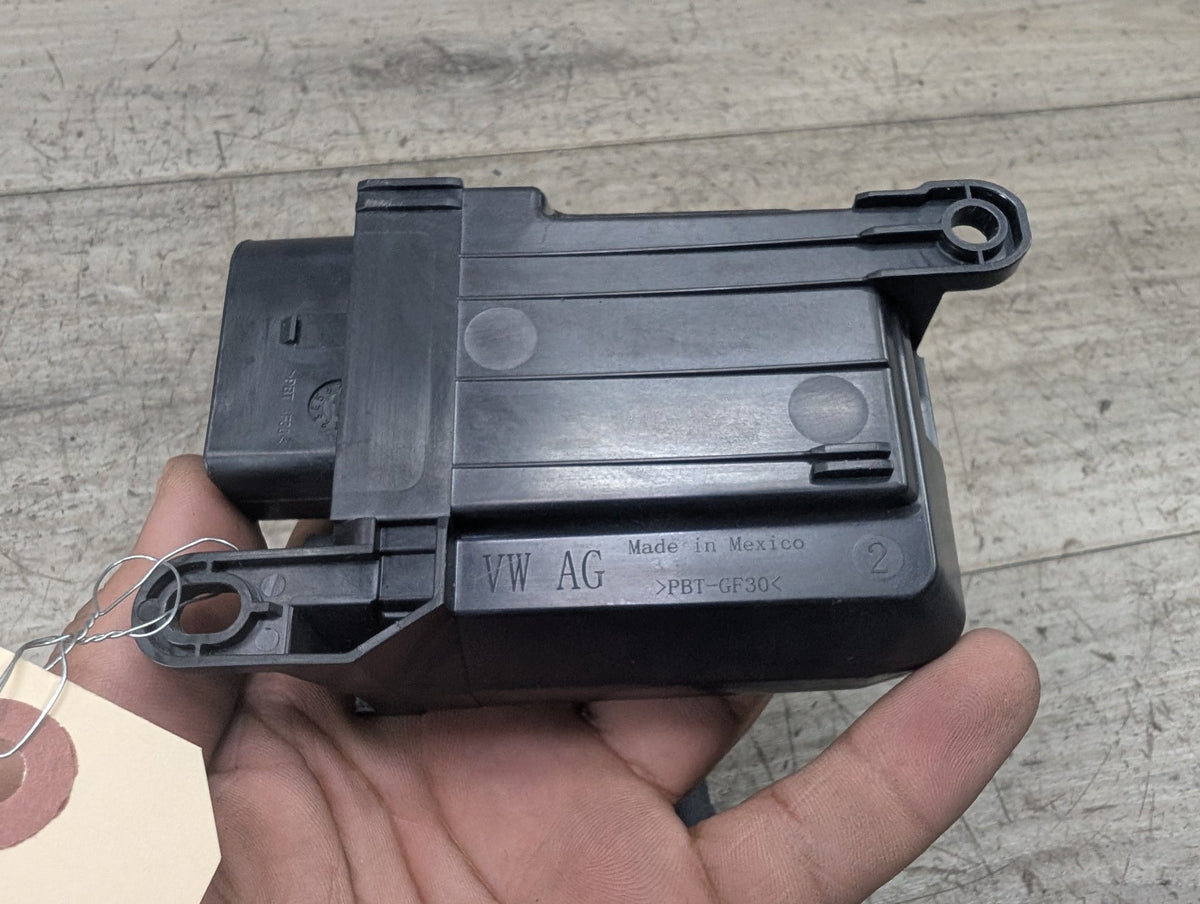 17-24 OEM AUDI A4 A5 Q7 Left Right Seat Occupant Detection Module Sensor