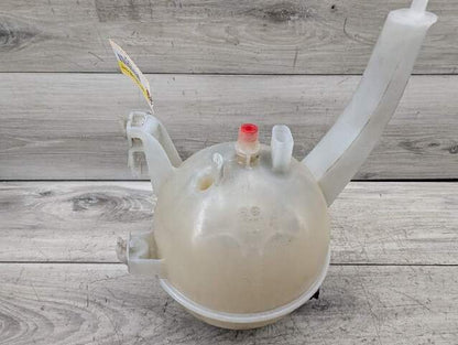 19-25 OEM BMW G05 G06 G07 X5 X6 X7 Radiator Coolant Reservoir Expansion Tank