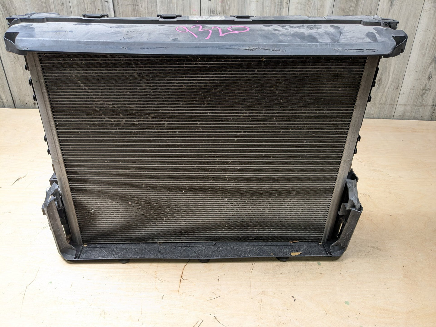 16-19 OEM BMW G12 740 Engine B58 Radiators Cooling Fan Shroud Motor 600W