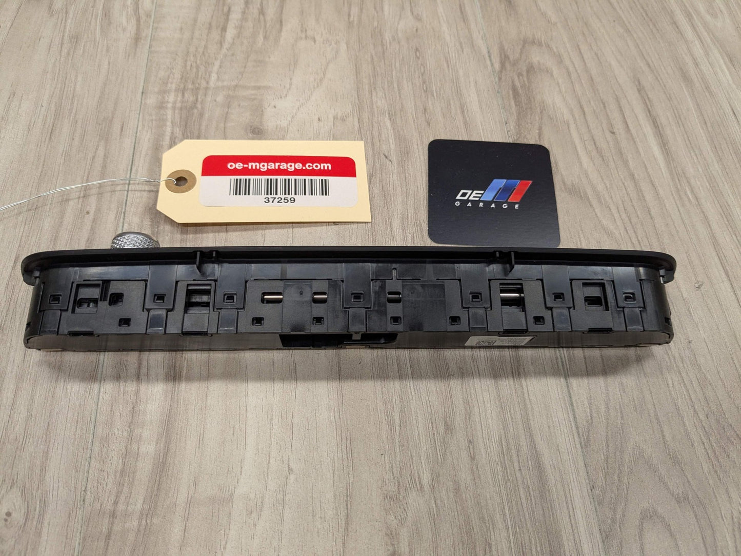 2024   G42 Radio Control Panel 5A63F19