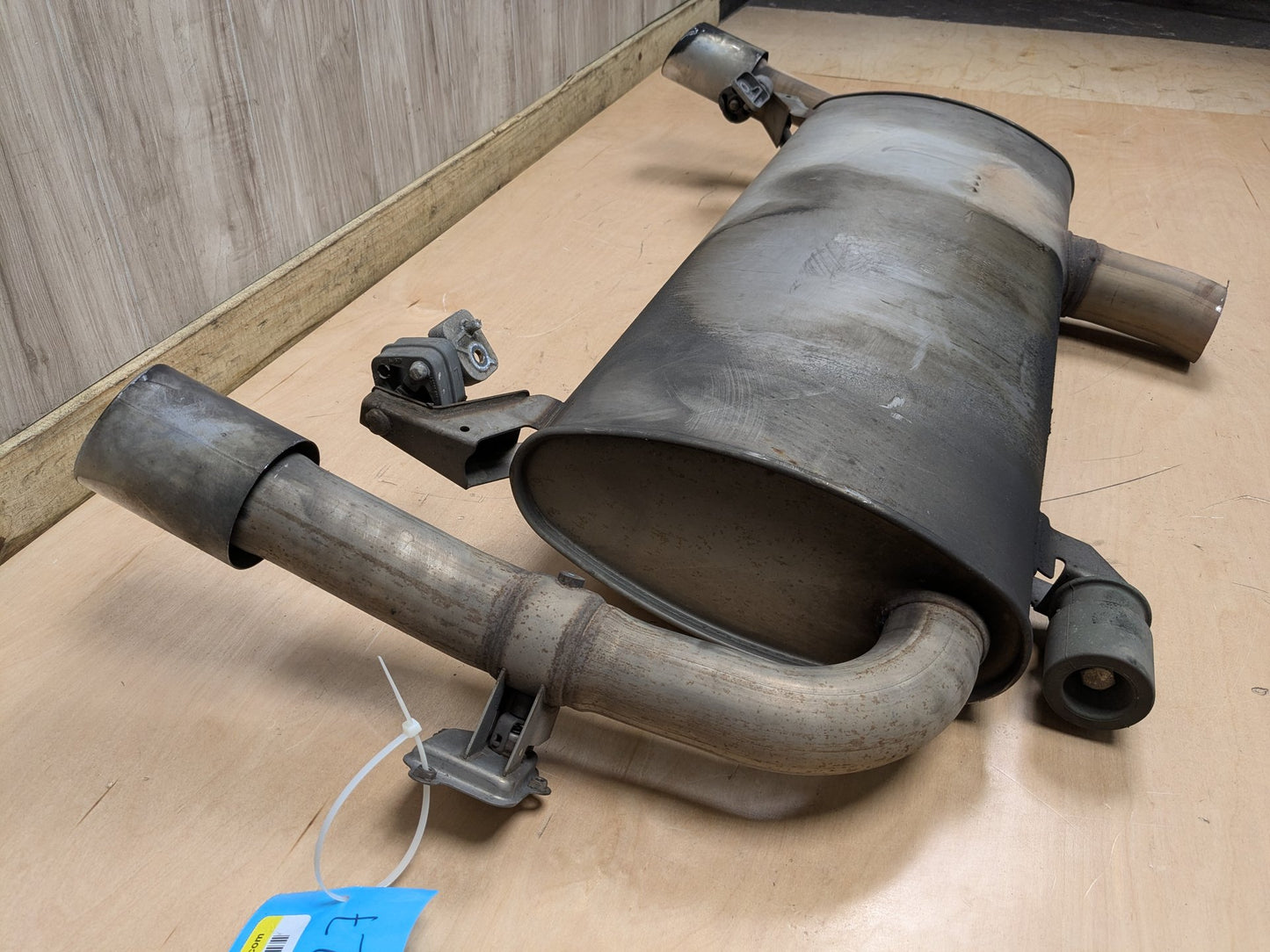 18-21 OEM BMW G01 X3 30i 30iX Engine B46 Rear Muffler Exhaust System w/ Tips