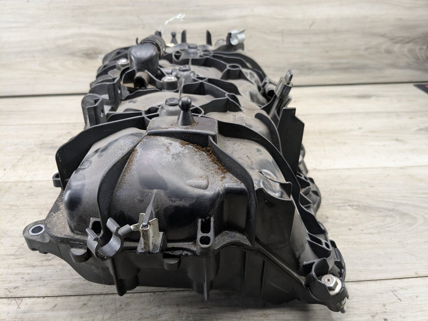 OEM BMW G01 G20 G26 G30 230 330 430 530 X3 Engine B46 Intake Manifold 8647975