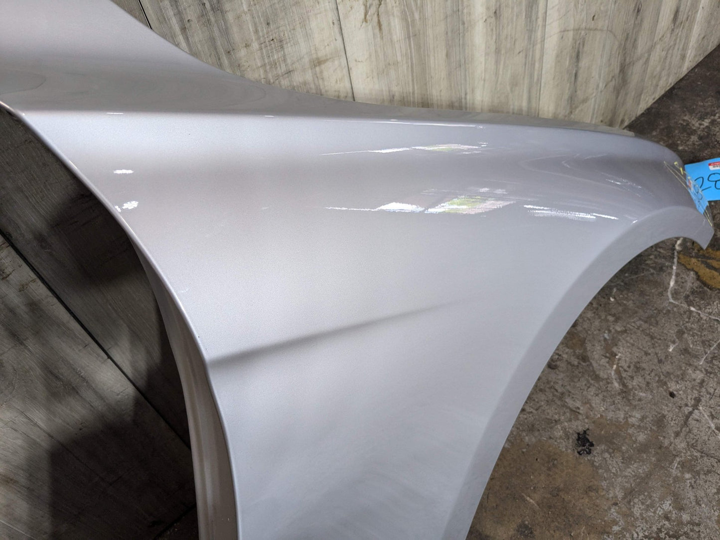 12-18 OEM BMW F30 F31 328 335 340 Sedan Passenger Side Fender Panel Silver Silver glacier-silber metallic