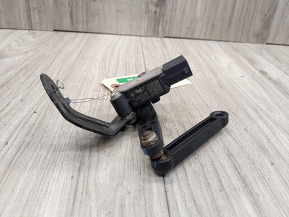 2015 BMW X5 F15 Suspension Height Level Sensor 6867646