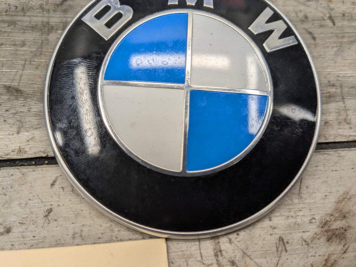 Genuine BMW F02 F22 F30 F32 F80 E90 M2 M3 M4 Rear Trunk Lid Round Emblem 74mm