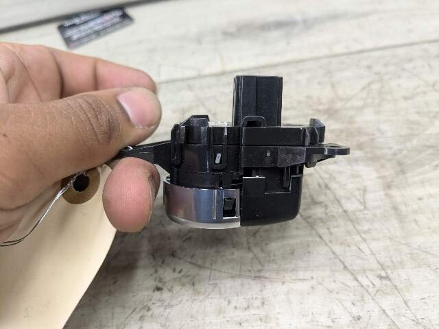 14-19 OEM BMW F15 F16 F85 F86 X5 Engine Ignition Auto Start Stop Switch Button