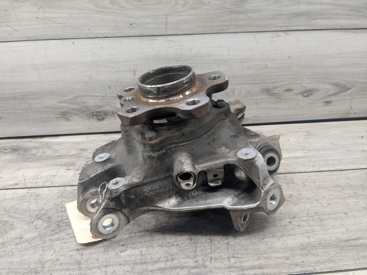 2020 BMW 330i G20 Rear Right Passenger Spindle Knuckle w/ Bearing 6879532 OEM BMW G20 330 M340 REAR Right Passenger Knuckle Wheel Hub Spindle Bearing OEM