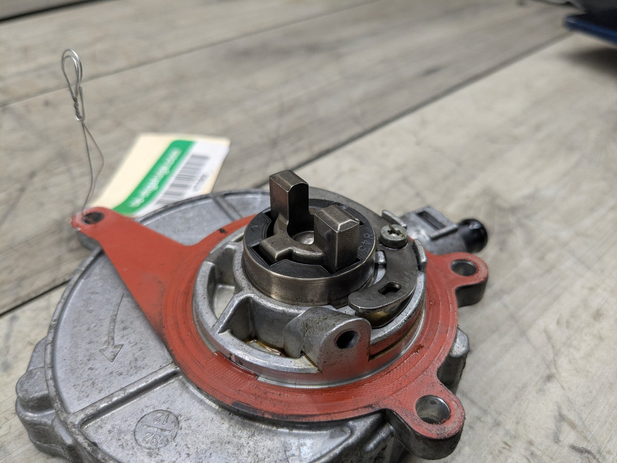 08-25 OEM AUDI A4 A5 A6 A7 A8 Q5 Q7 S4 S5 SQ5 Engine Vacuum Pump