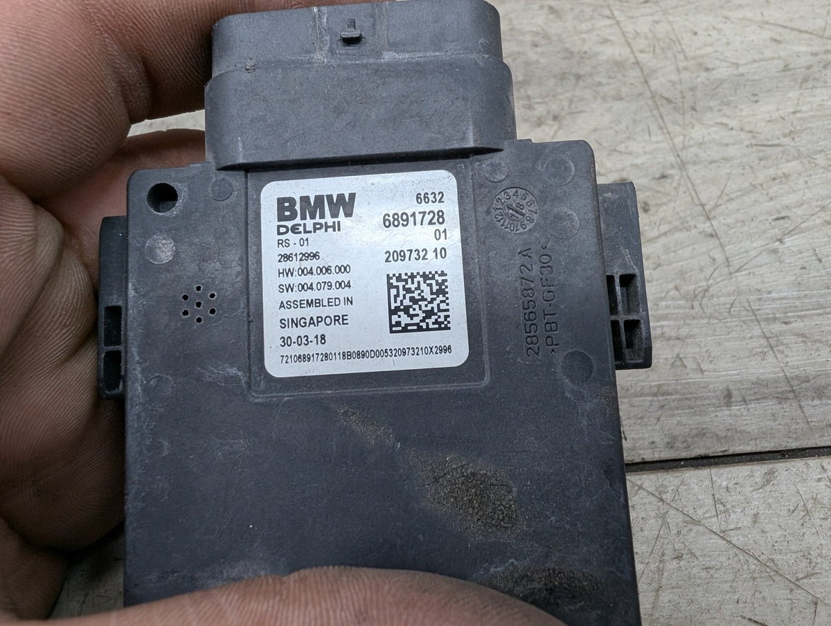 2017-2023 BMW M550i G30 Blind Spot Lane Sensor Radar Module 6891728 PRE-LCI OEM BMW F90 G01 G12 G30 740 750 540 M550 Blind Spot Radar Sensor Module OEM