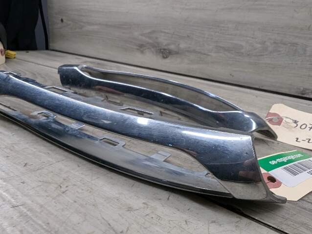 OEM Mercedes Front Left Right Driver Passenger Fog Light Trim SET