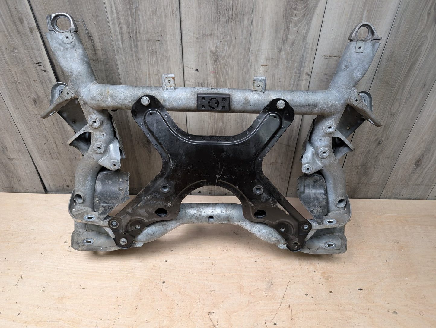 10-16 Mercedes A207 C207 W207 E350 E550 Front Subframe Engine Cradle Crossmember
