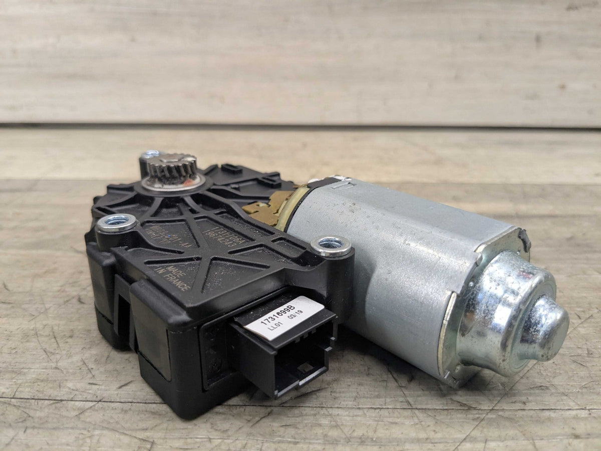 OEM BMW F06 F82 F80 F13 F32 F10 M2 M3 M4 M6 Upper Sunroof Moon Roof Motor Unit
