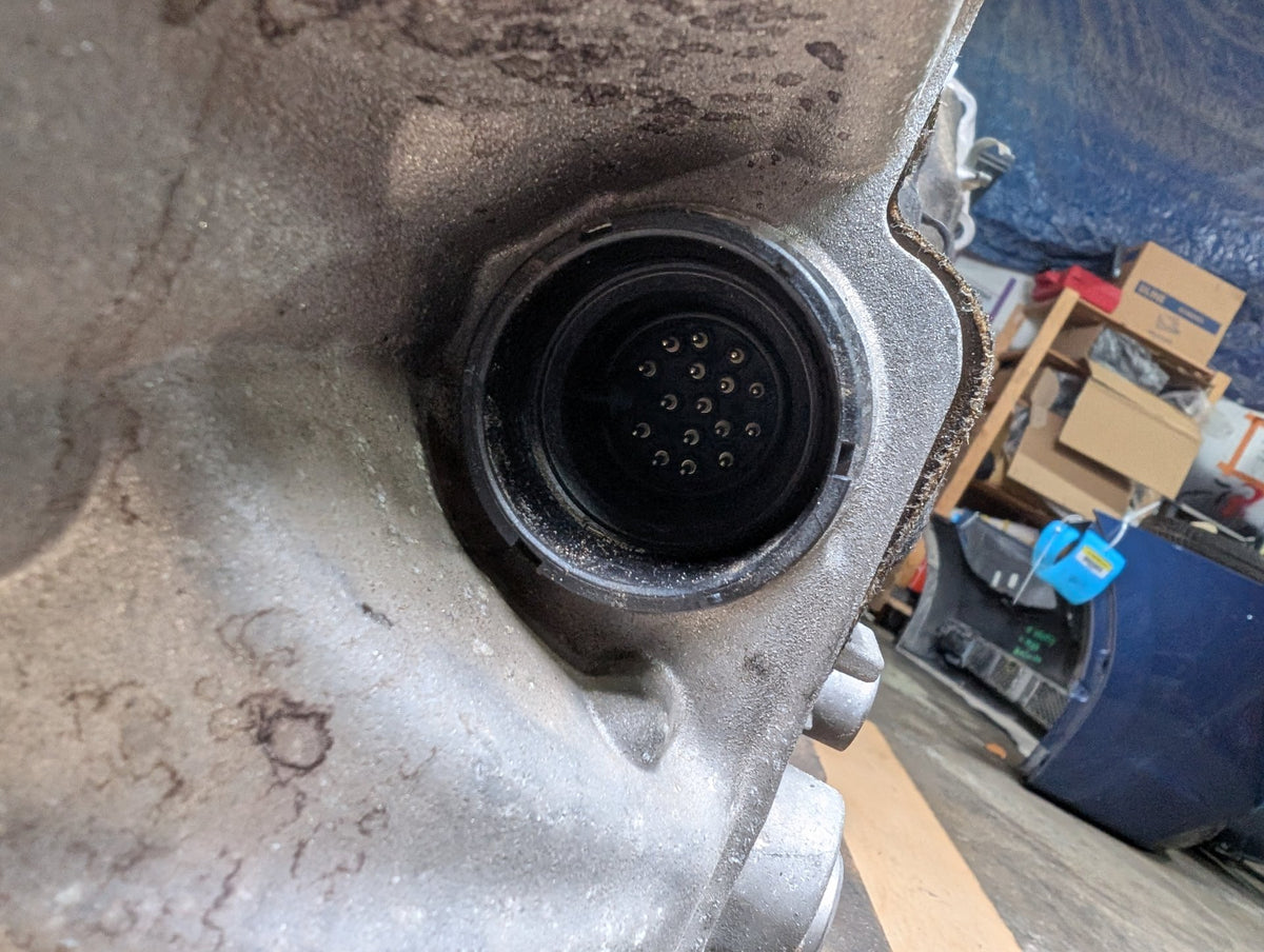 2018-2024 BMW G01 X3 B58B30M0 Automatic Transmission Assembly GA8HP50Z 18-19 BMW G01 G02 AT AWD B58 Automatic Transmission Gearbox 8HP50Z 145k