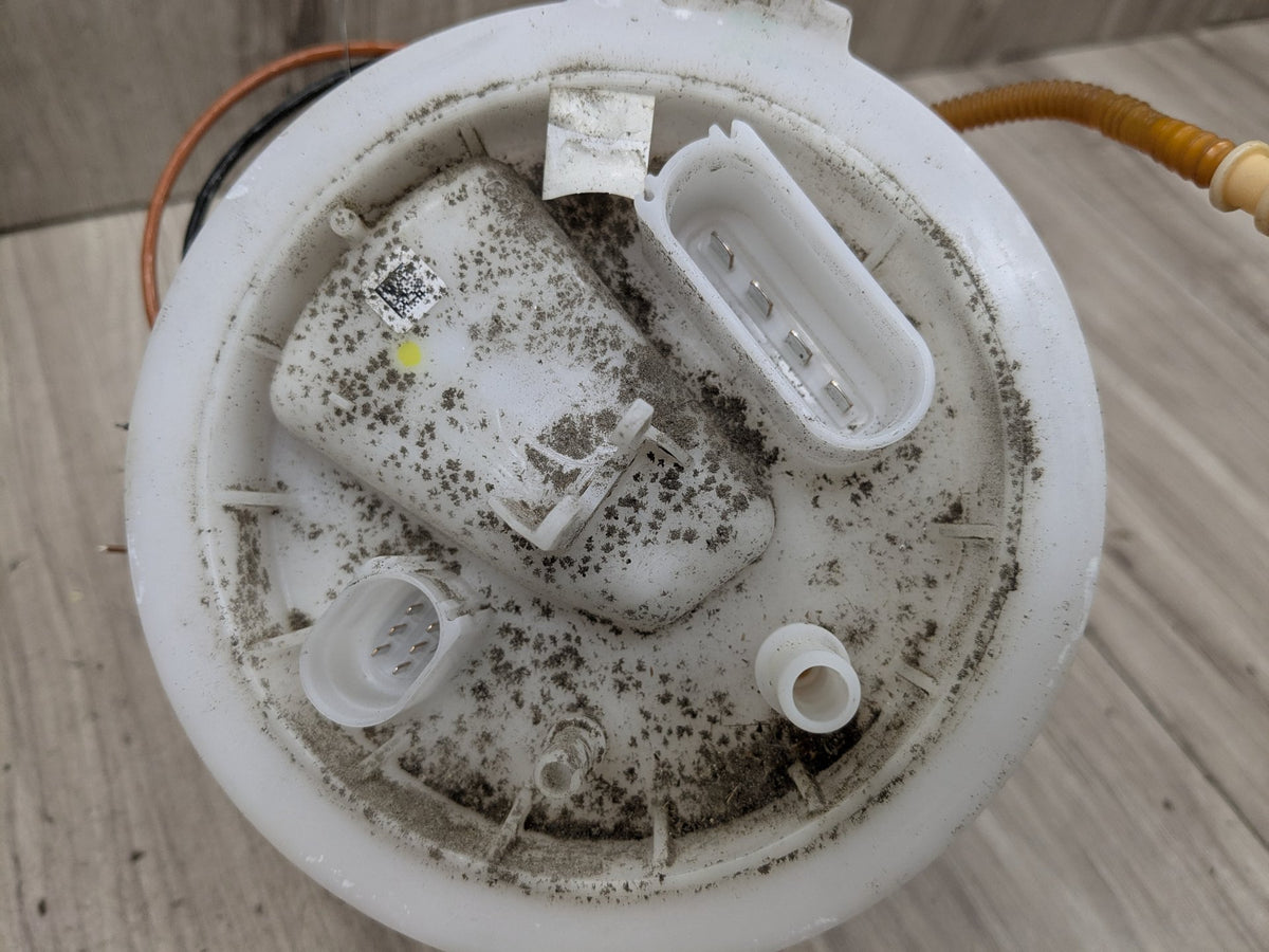 2018-2024 Audi S5 B9 Fuel Gas Tank Sending Unit Assembly 8W0919087AA