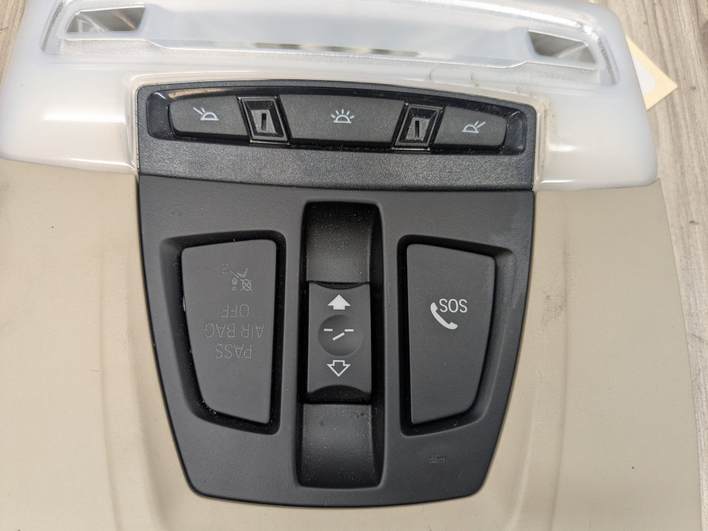 14-19 OEM BMW F15 F16 X5 X6 Headliner Roof Console Dome Light SOS Switch