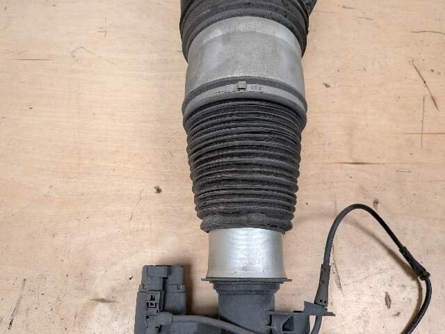2016 - 2022 BMW 750i G12 Front Right Passenger Spring Strut Shock Absorber  N63B44O2