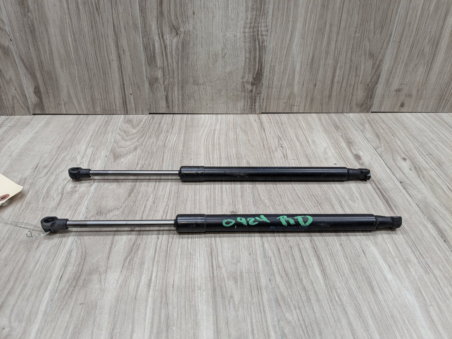 14-20 OEM BMW F22 F23 F87 M2 Rear Left Right Trunk Lid Spring Strut Shocks SET